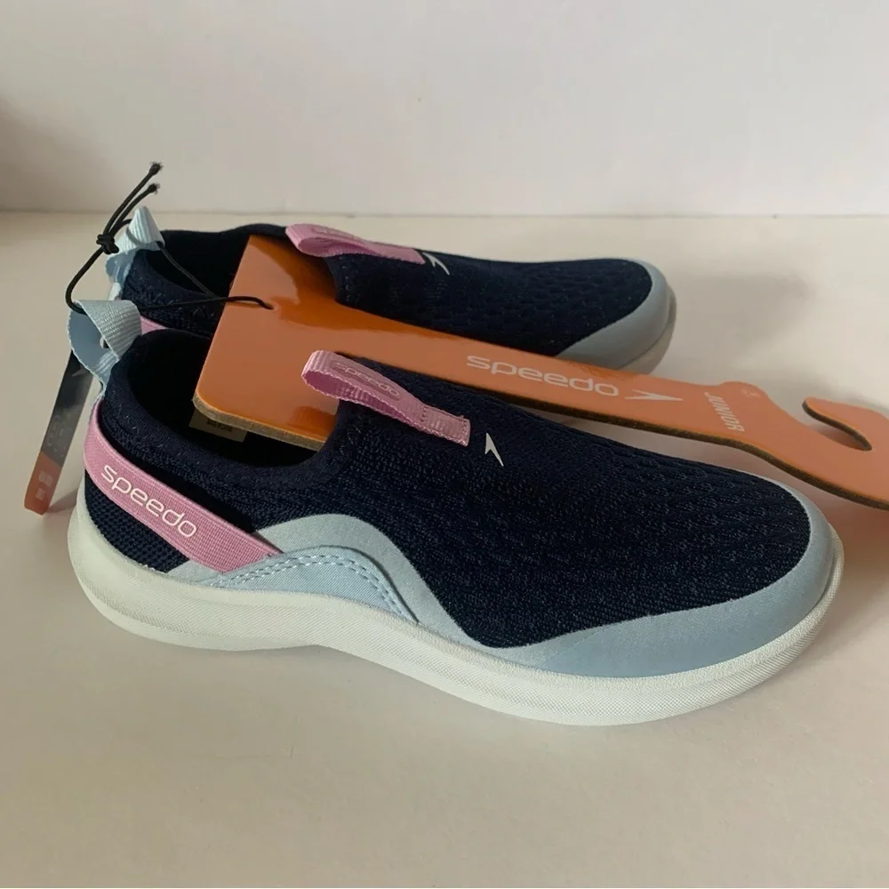 NWT. SPEEDO Kids Navy Aqua Sock Water Shoes